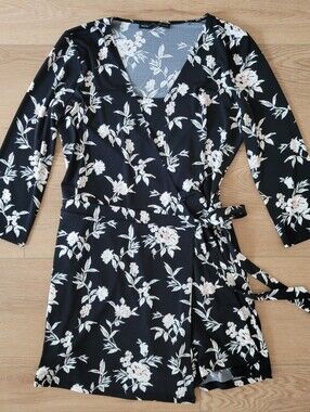 WHBM Romper Dress Small Black White Wrap Tie Waist Skirt Hidden Shorts